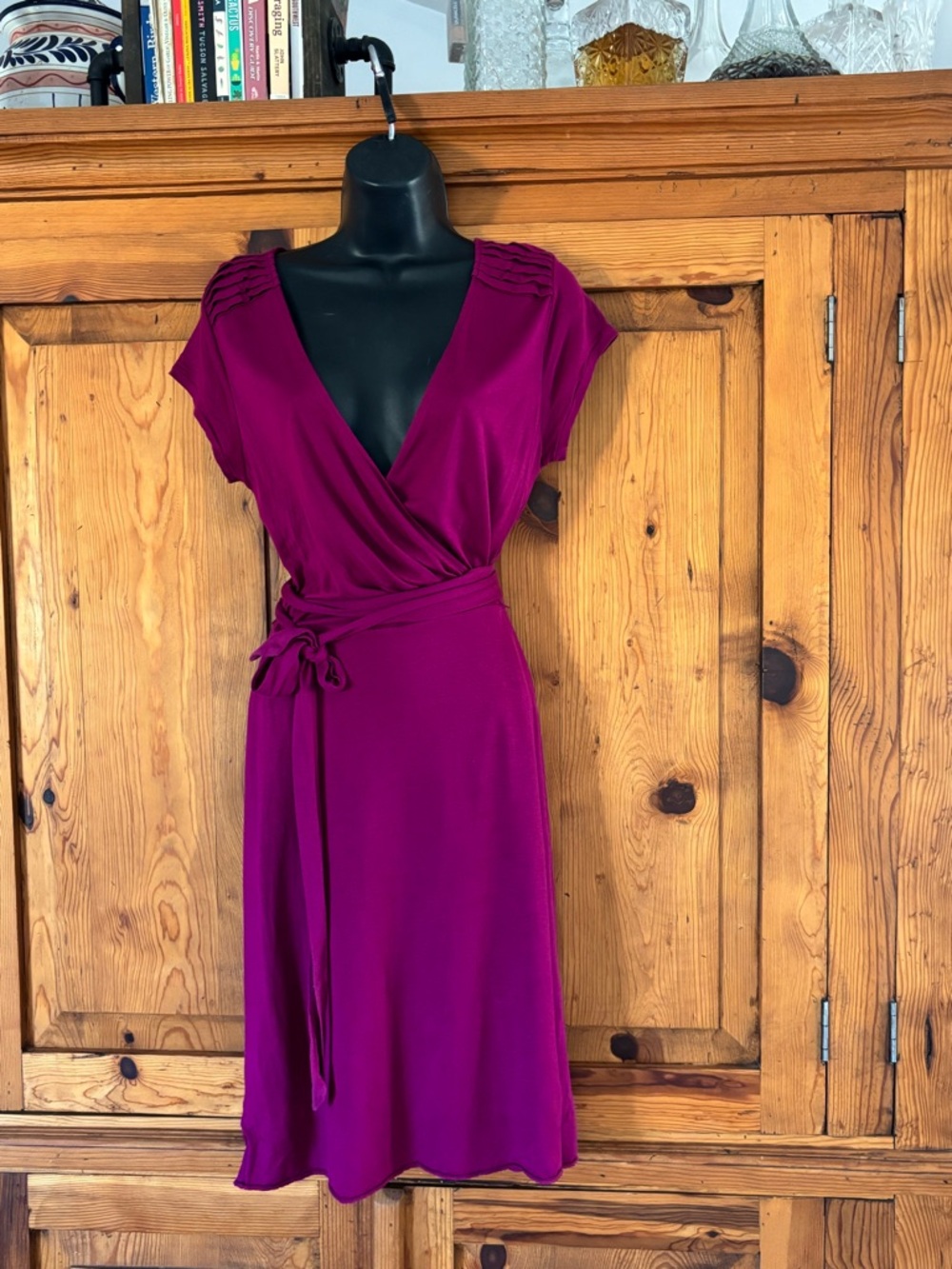 Banana Republic fuchsia plunge neck mock wrap  cap sleeve midi dress Sz Sm